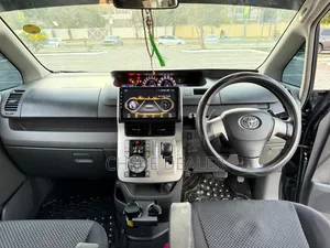 Toyota Noah 2010 Black