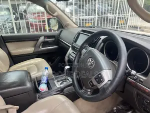 Toyota Land Cruiser 2008 Gold