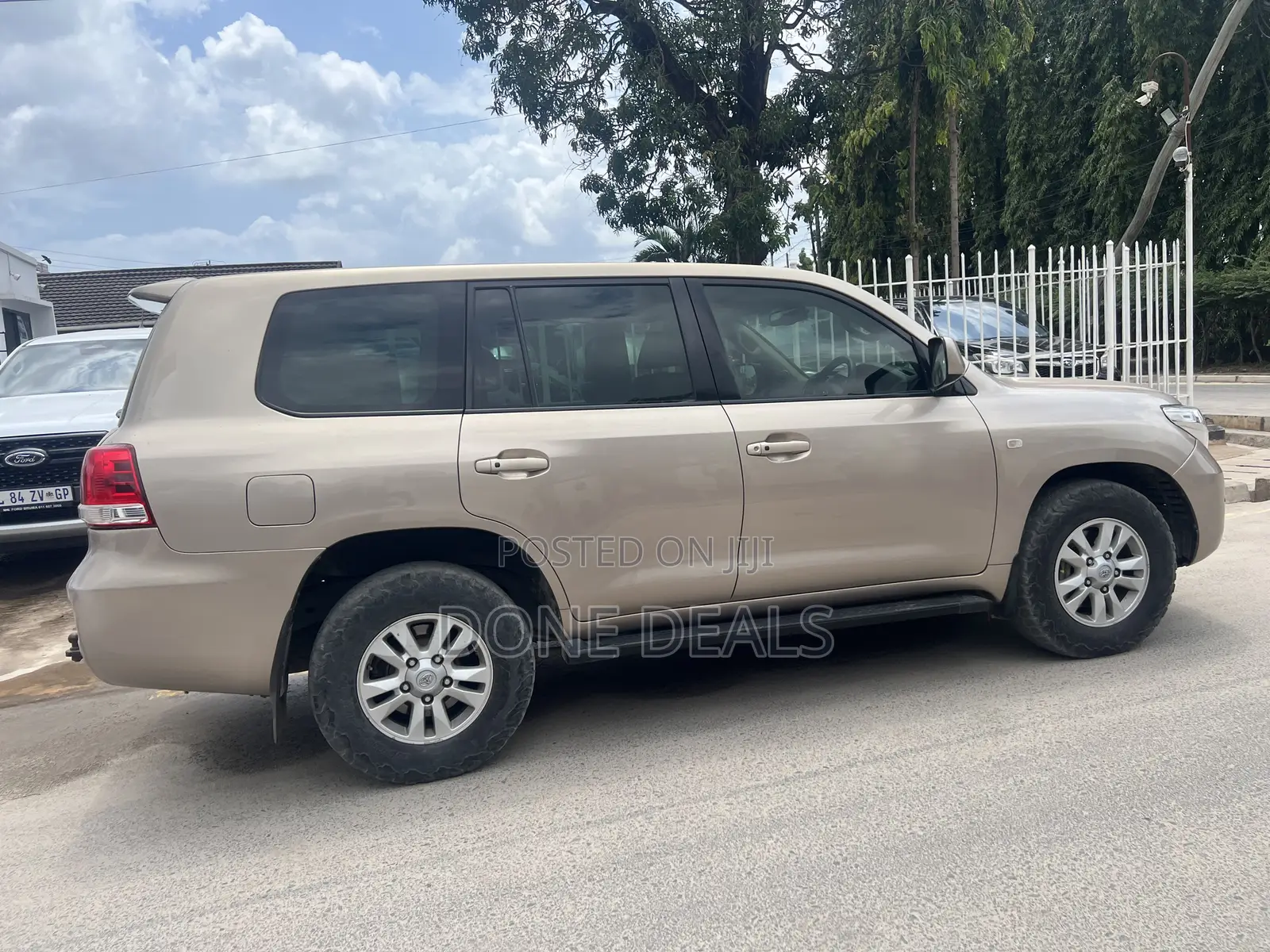 Toyota Land Cruiser 2008 Gold