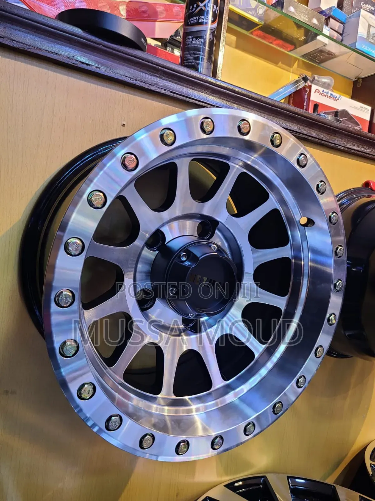 Size 15 Suzuki