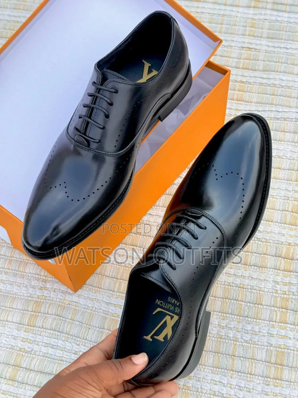 Viatu Kwa Wanaume or Shoes for Men's in the Lv