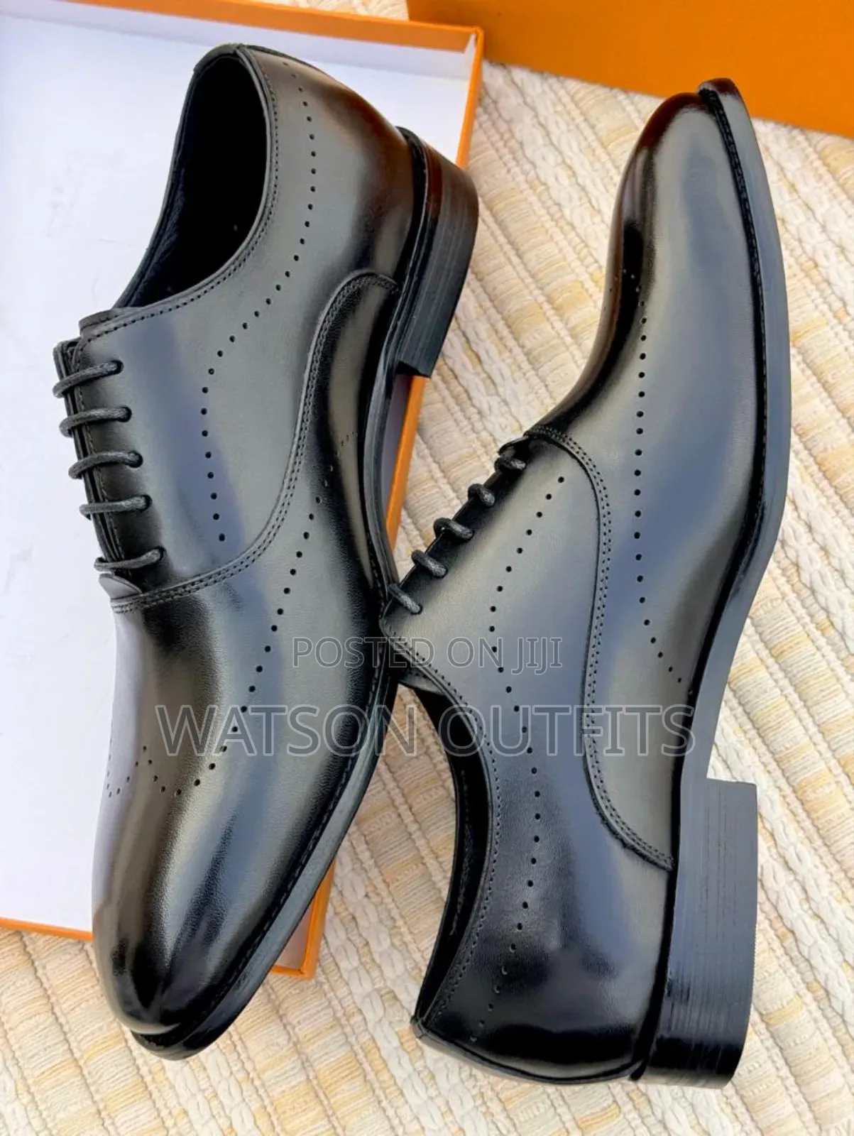 Viatu Kwa Wanaume or Shoes for Men's in the Lv