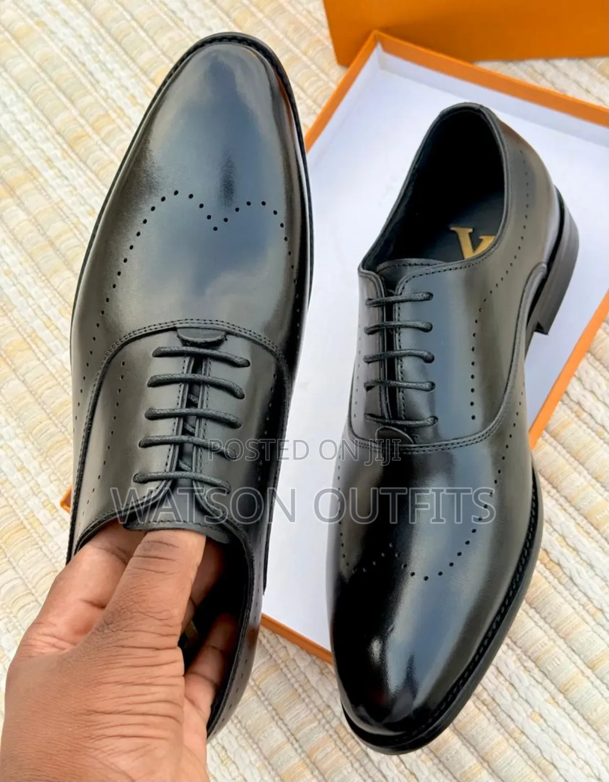 Viatu Kwa Wanaume or Shoes for Men's in the Lv