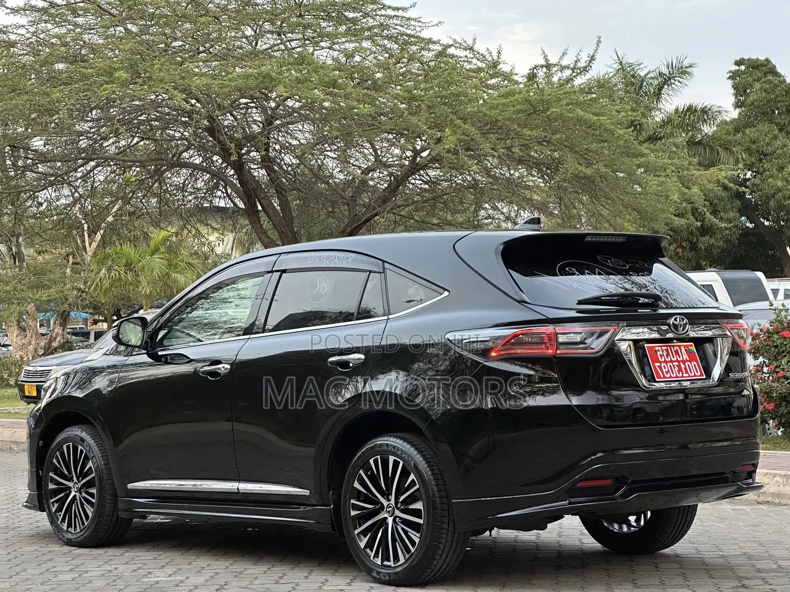 Toyota Harrier 2017 Black