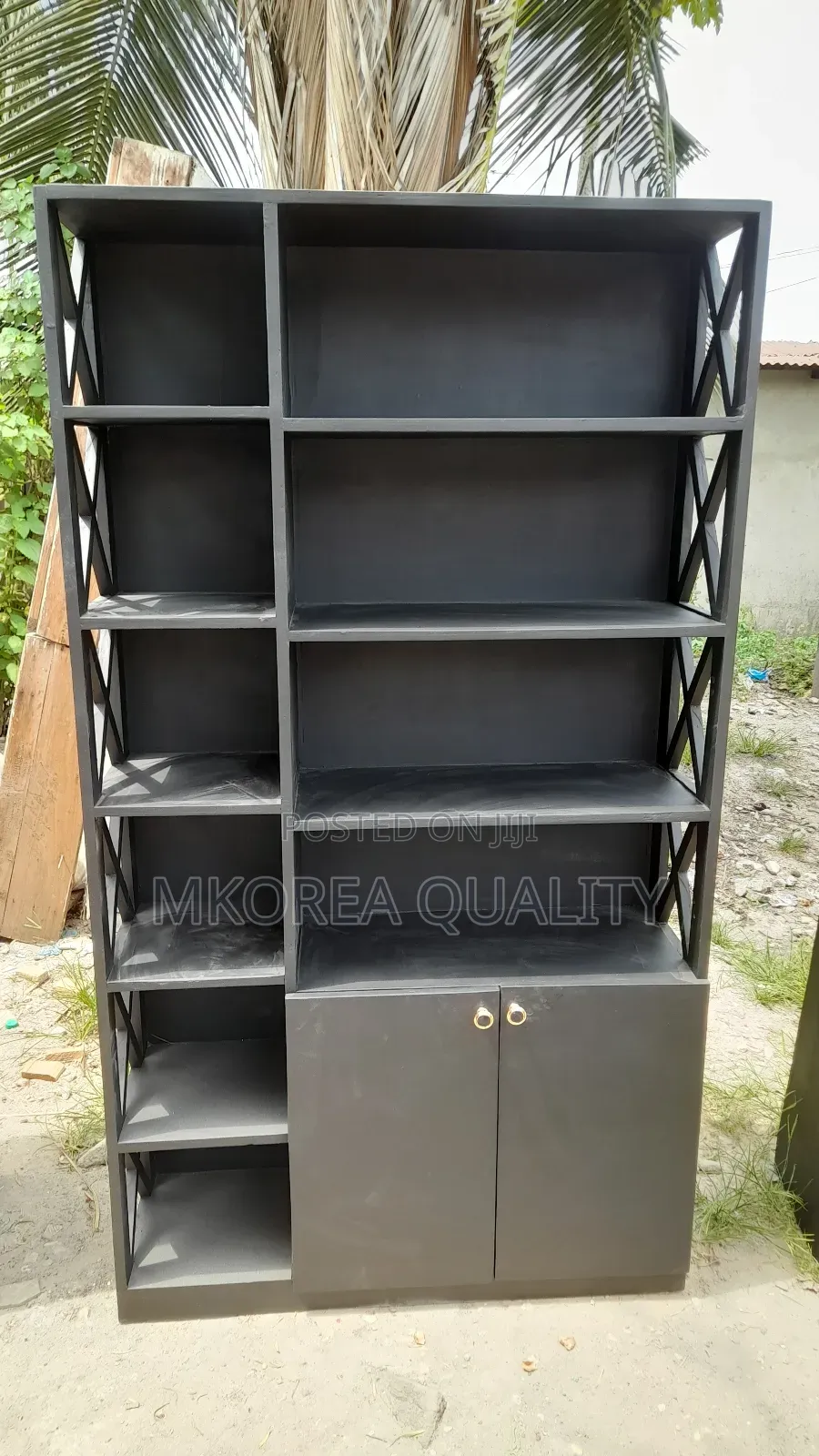 Shoeracks Murtblack Colour