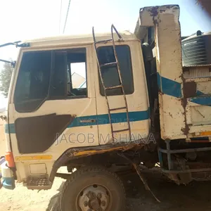 Fuso Tipa Engine 16