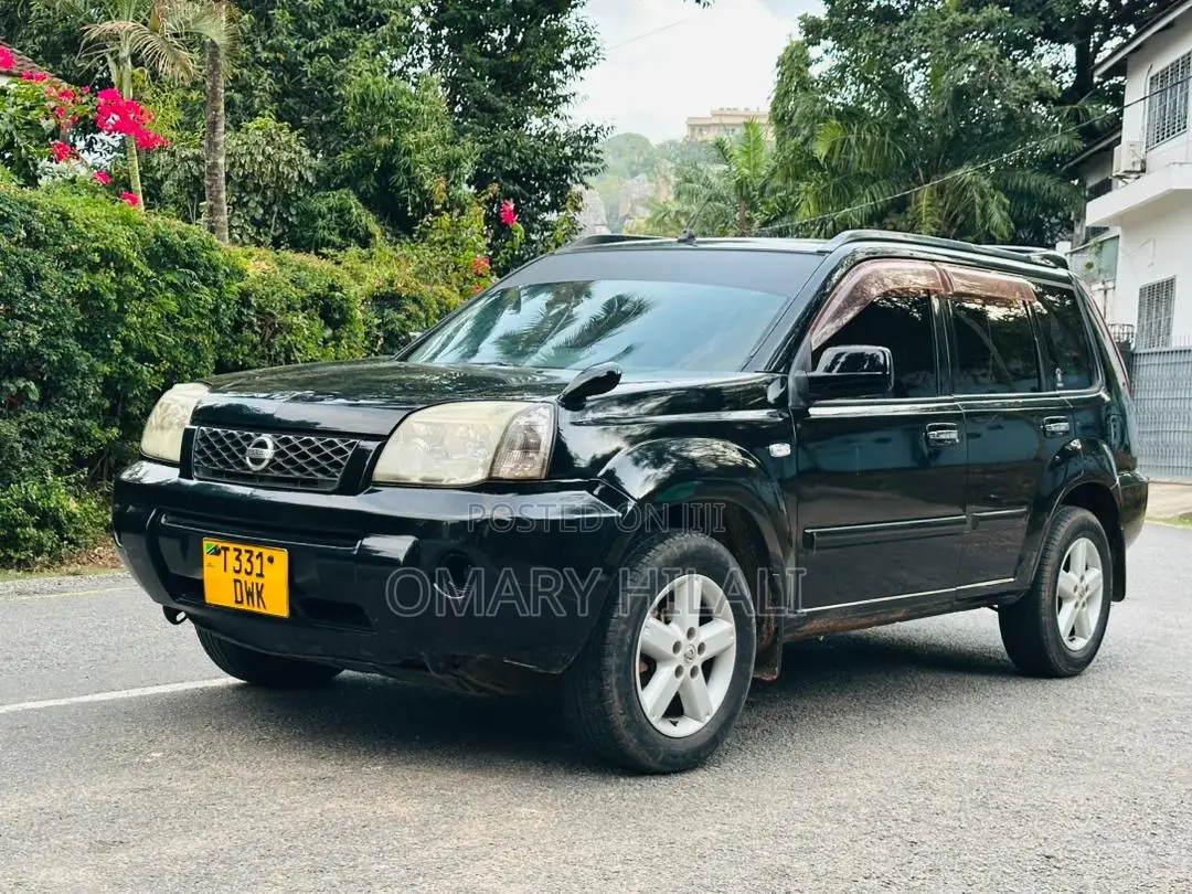 Nissan X-Trail 2005 Black