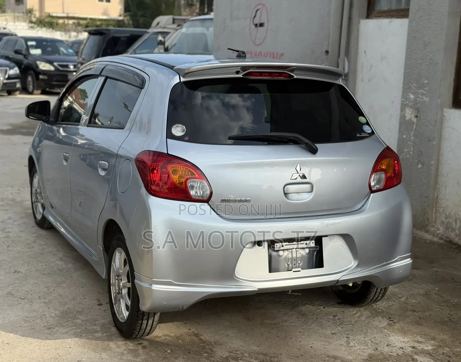 Mitsubishi Mirage ES 4dr Hatchback (1.2L 3cyl 5M) 2015 Silver