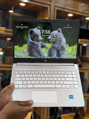 Laptop HP 14-dq1088wm 8GB AMD Ryzen 3 SSD 256GB