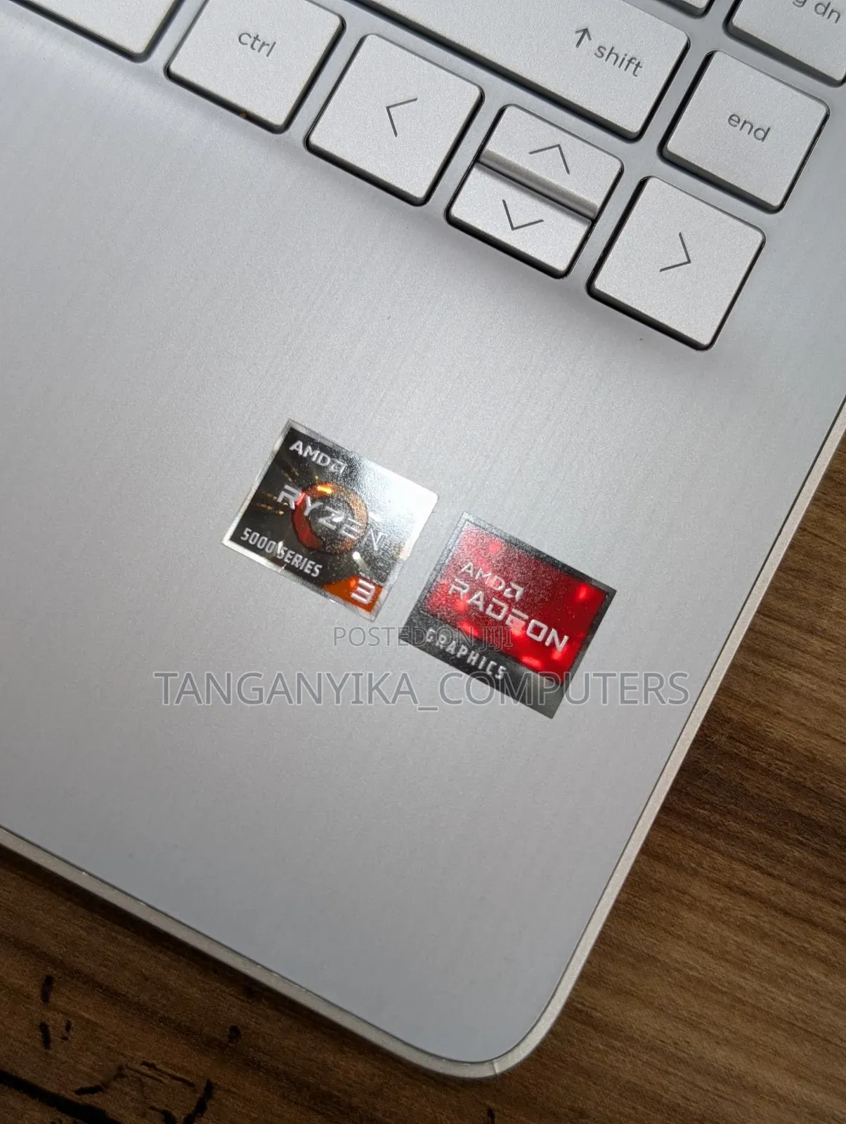 Laptop HP 14-dq1088wm 8GB AMD Ryzen 3 SSD 256GB