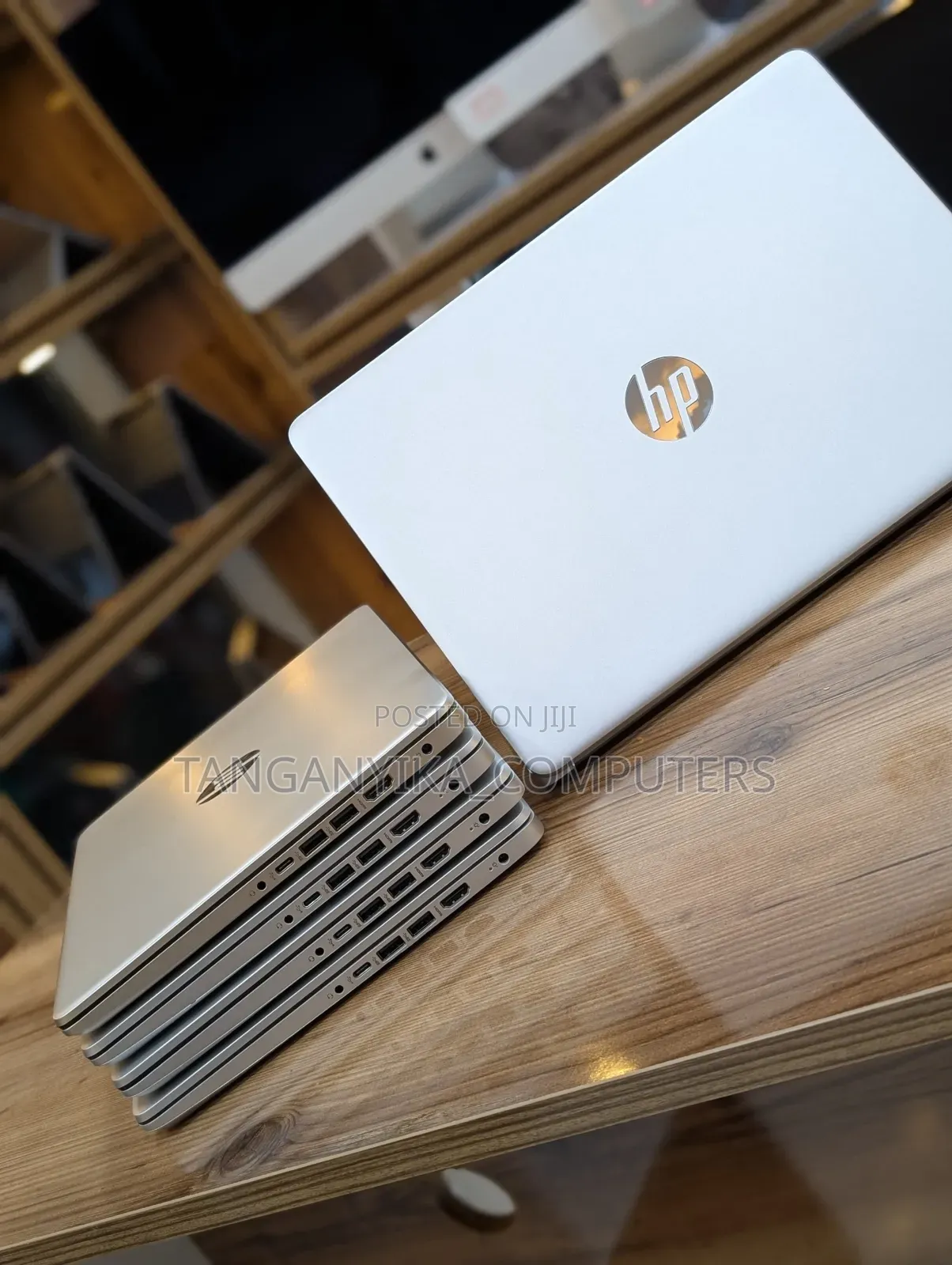 Laptop HP 14-dq1088wm 8GB AMD Ryzen 3 SSD 256GB
