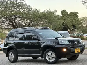 Nissan X-Trail 2006 Black