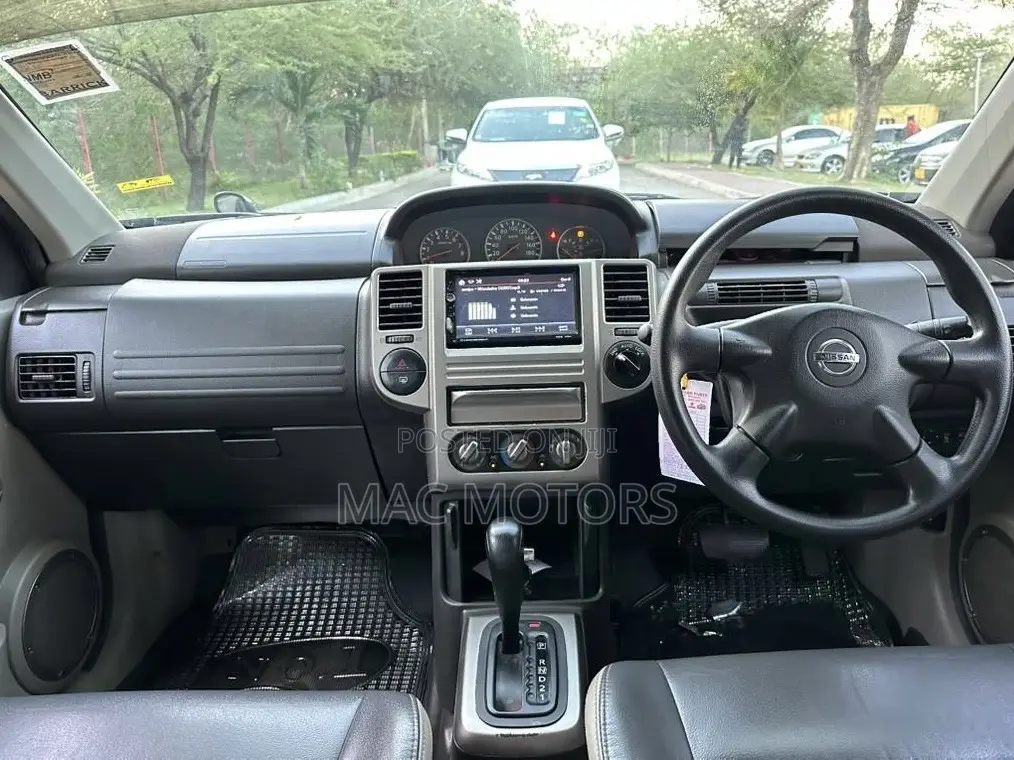 Nissan X-Trail 2006 Black