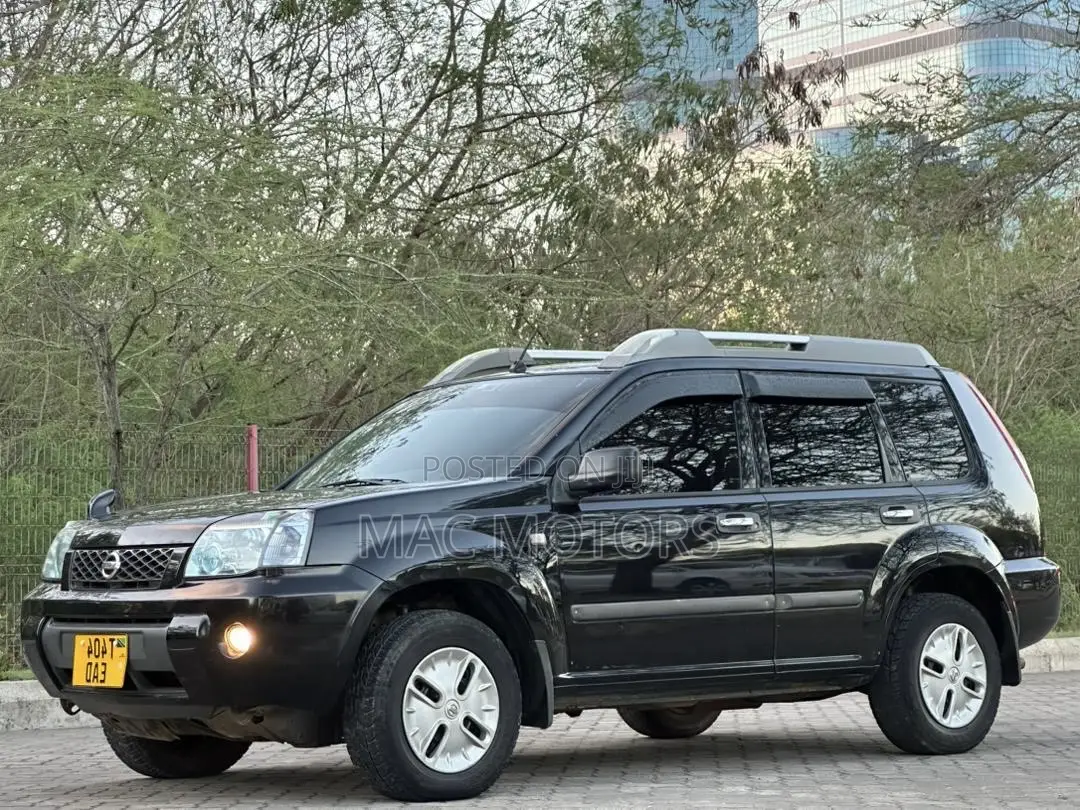 Nissan X-Trail 2006 Black