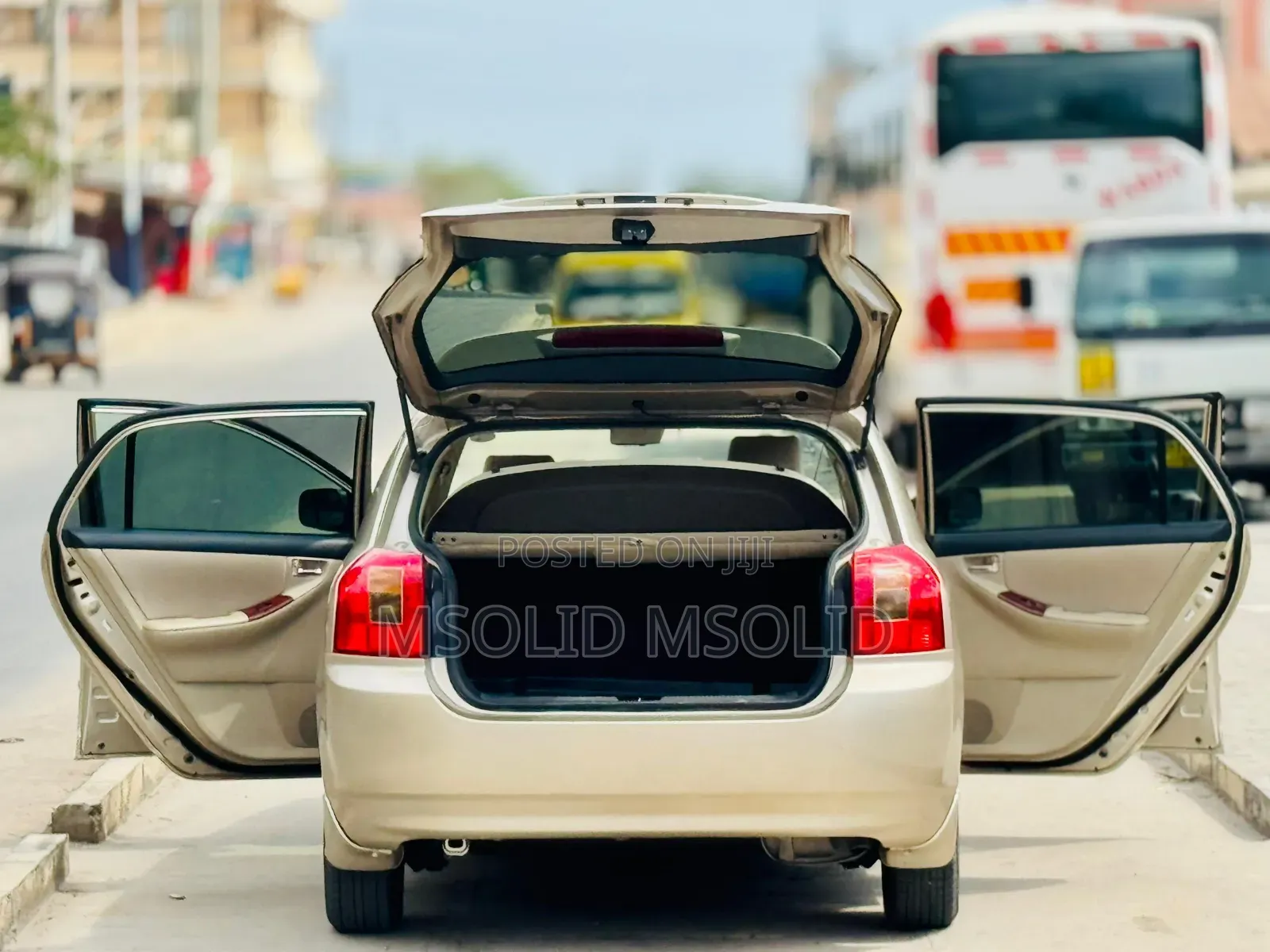Toyota Corolla RunX 2006 Gold