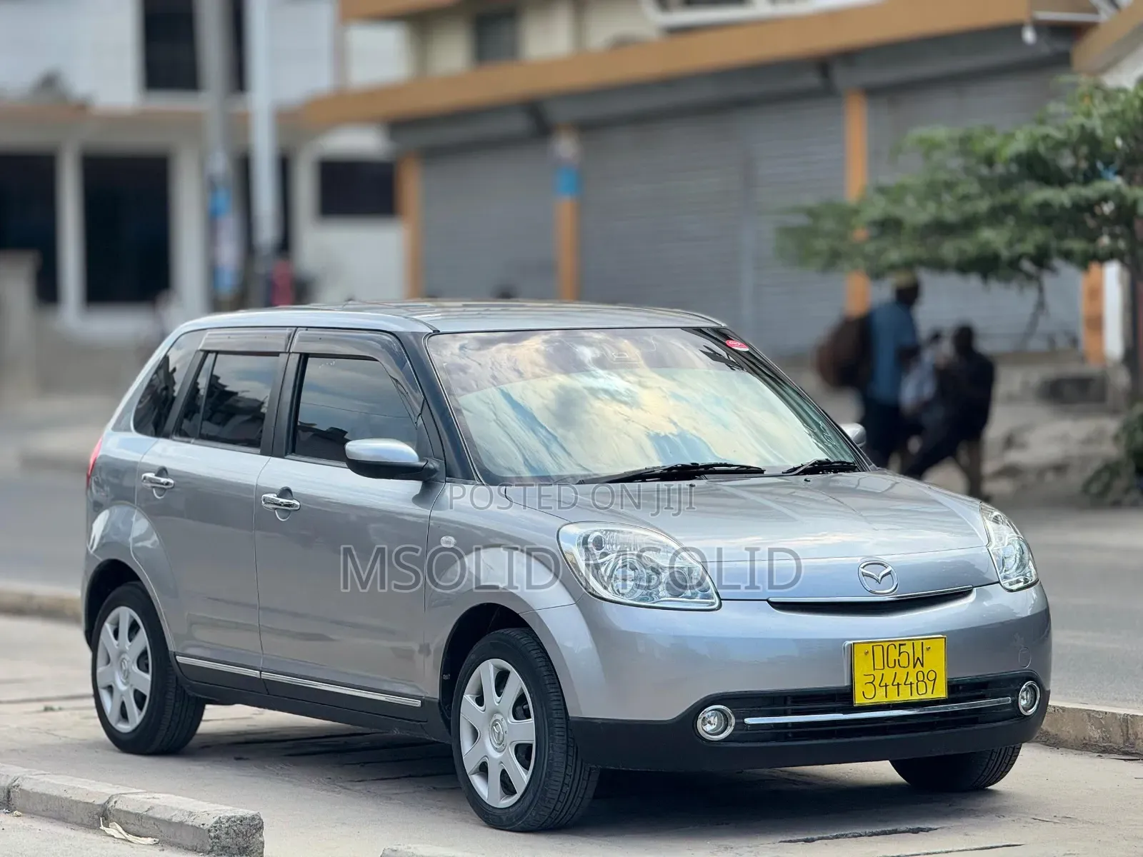 Mazda Verisa 2010 Gray