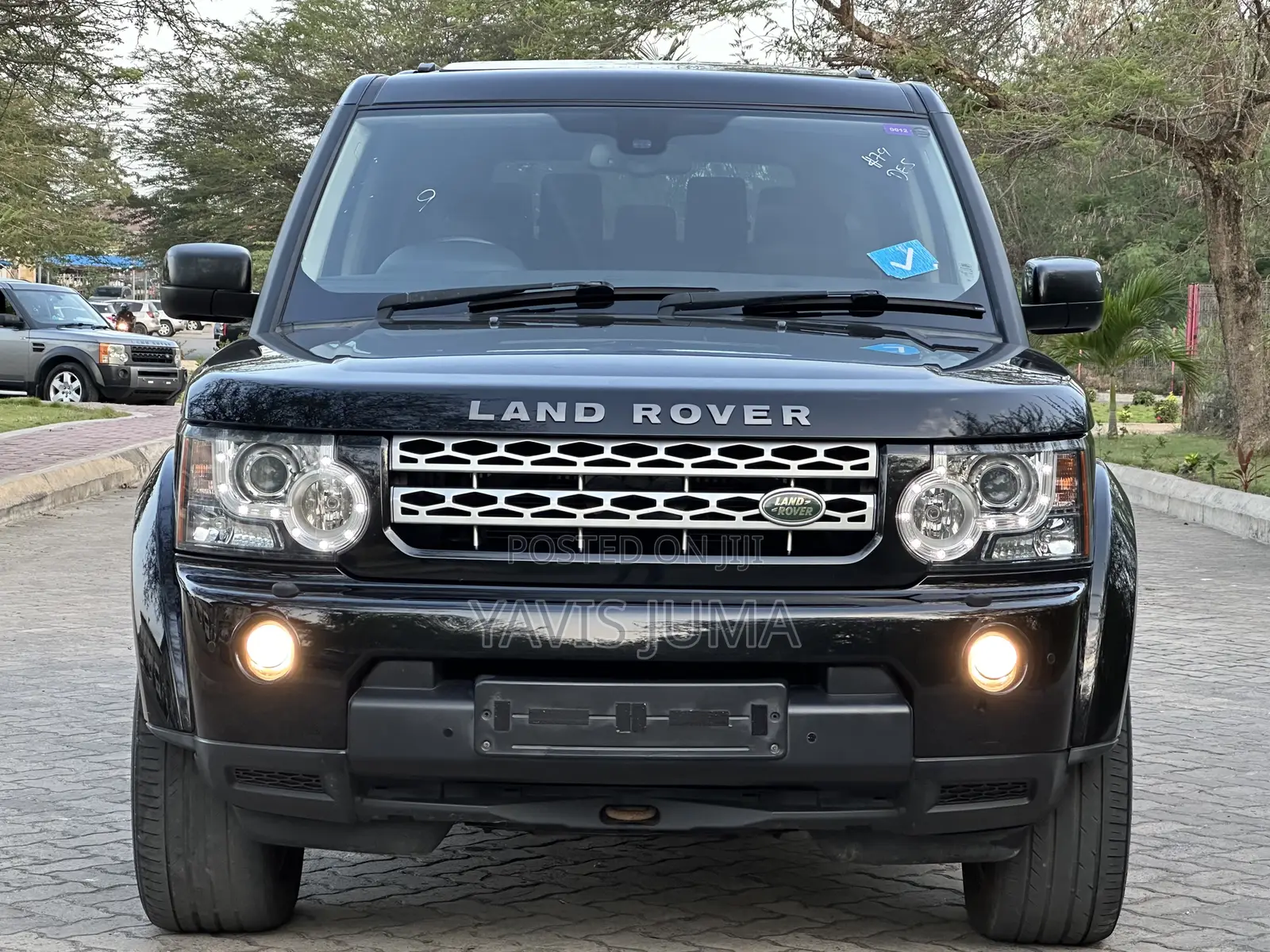 Land Rover Discovery 2011 Black