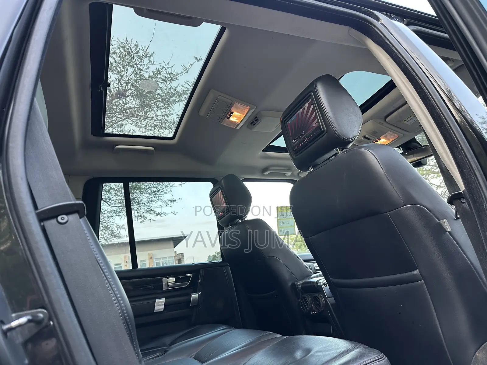Land Rover Discovery 2011 Black