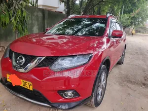 Nissan X-Trail 2014 Red