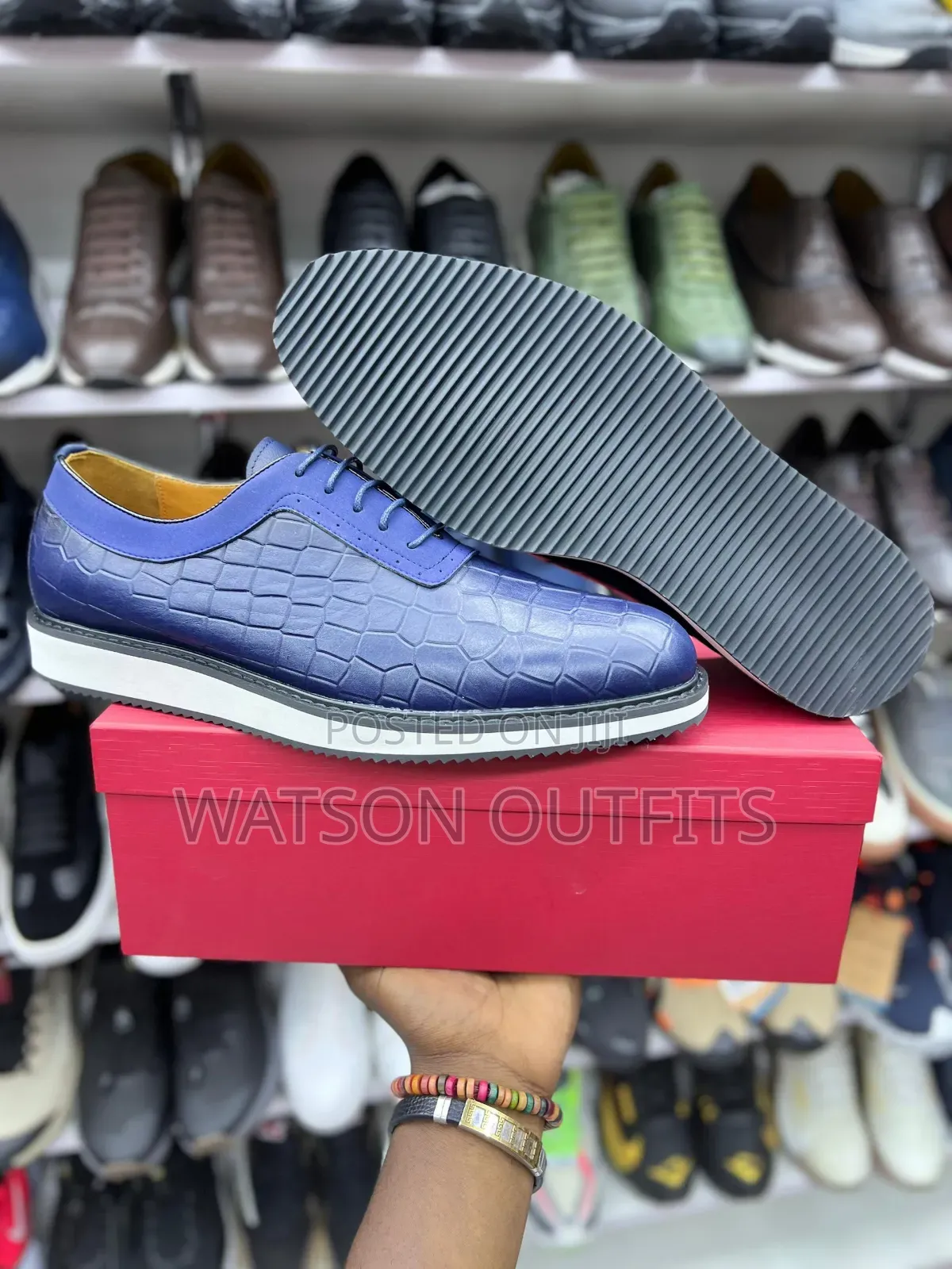 Men's Shoes or Footwears or Viatu Vya Mazingira Tofauti