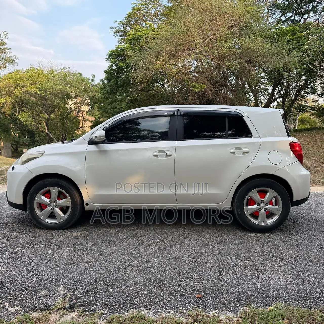 Toyota IST 2008 White