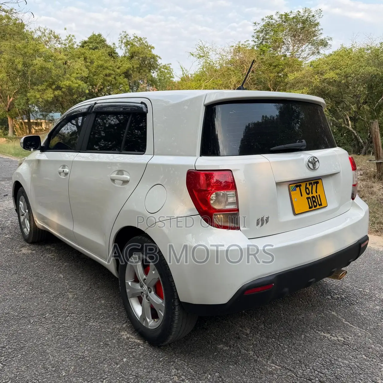 Toyota IST 2008 White