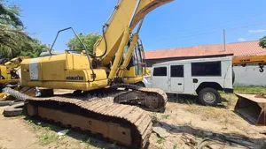 Komatsu Pc 220 Excavator for Sale.
