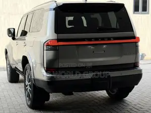 New Lexus GX 2025 Silver