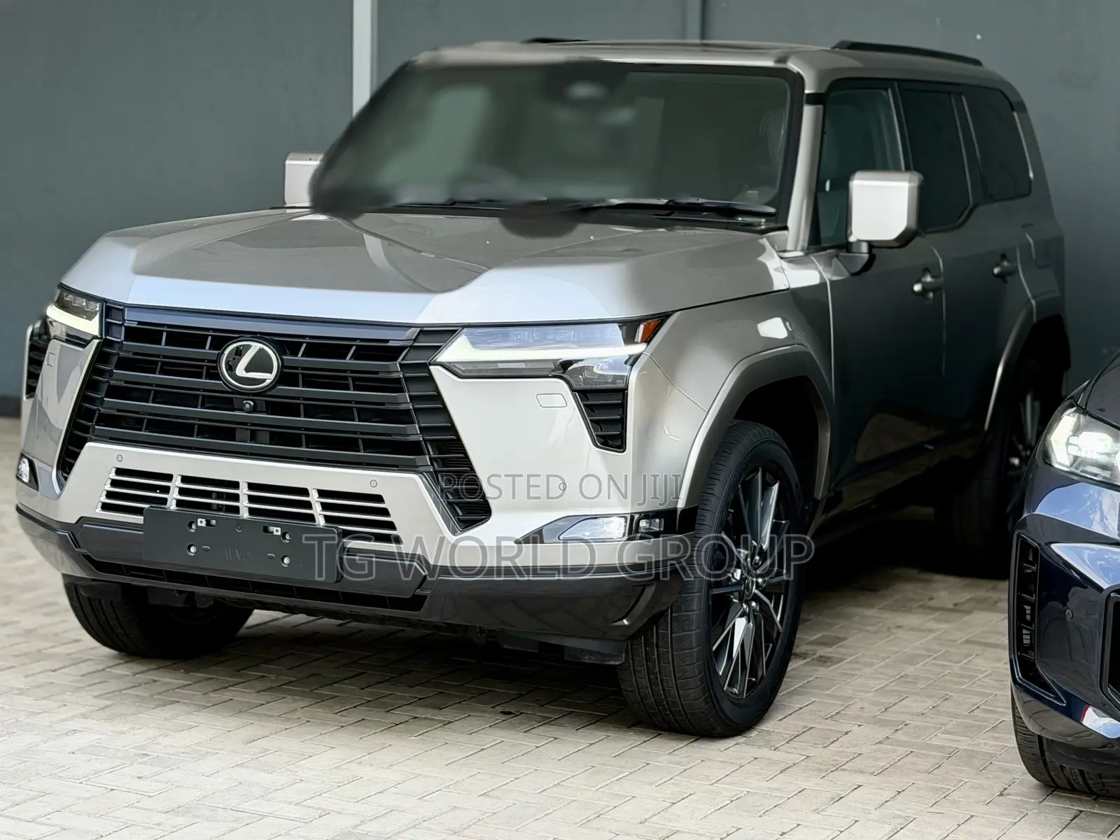 New Lexus GX 2025 Silver