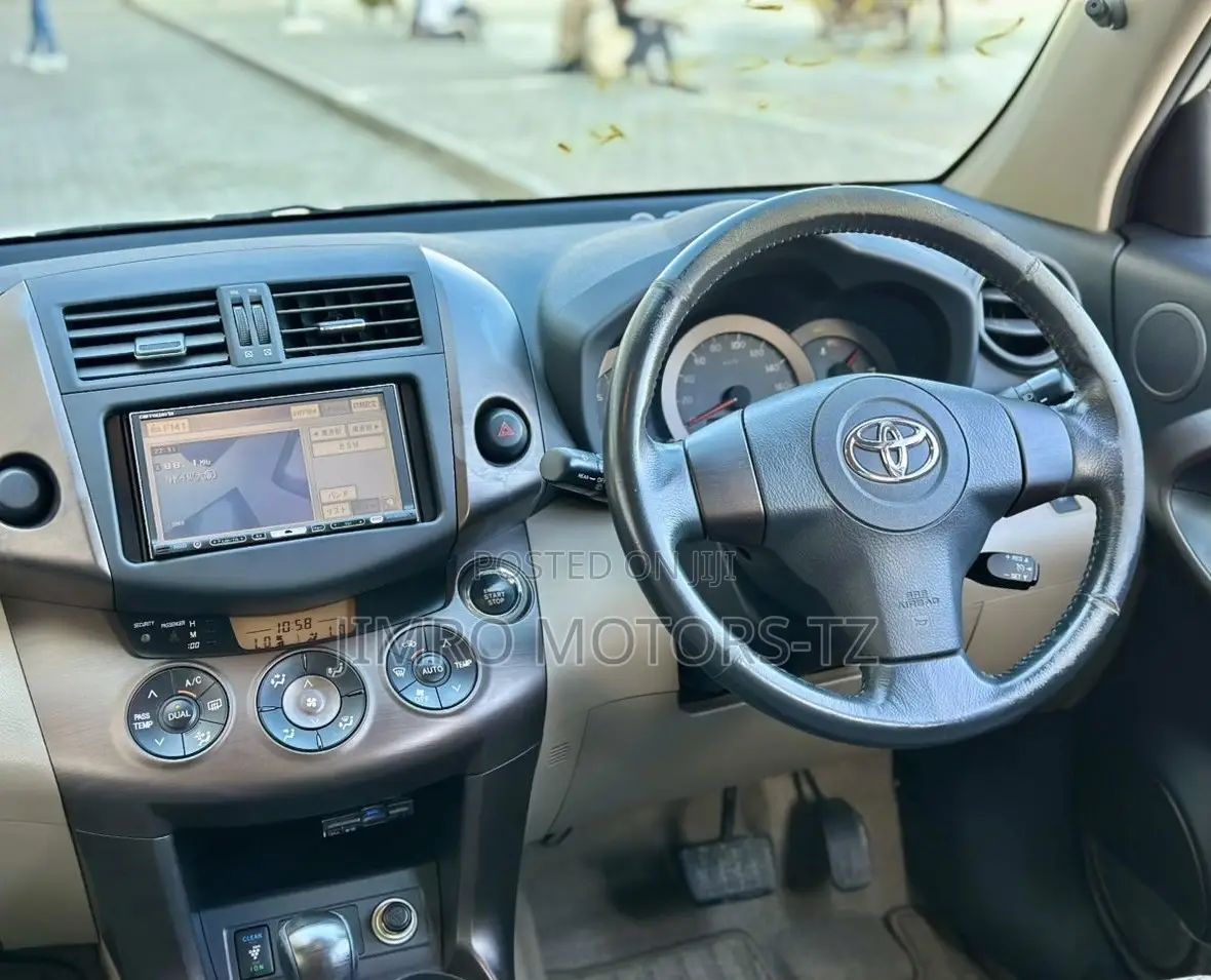 Toyota RAV4 2007 White