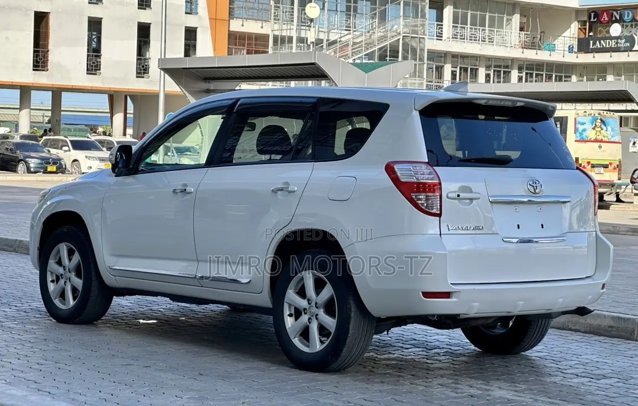 Toyota RAV4 2007 White