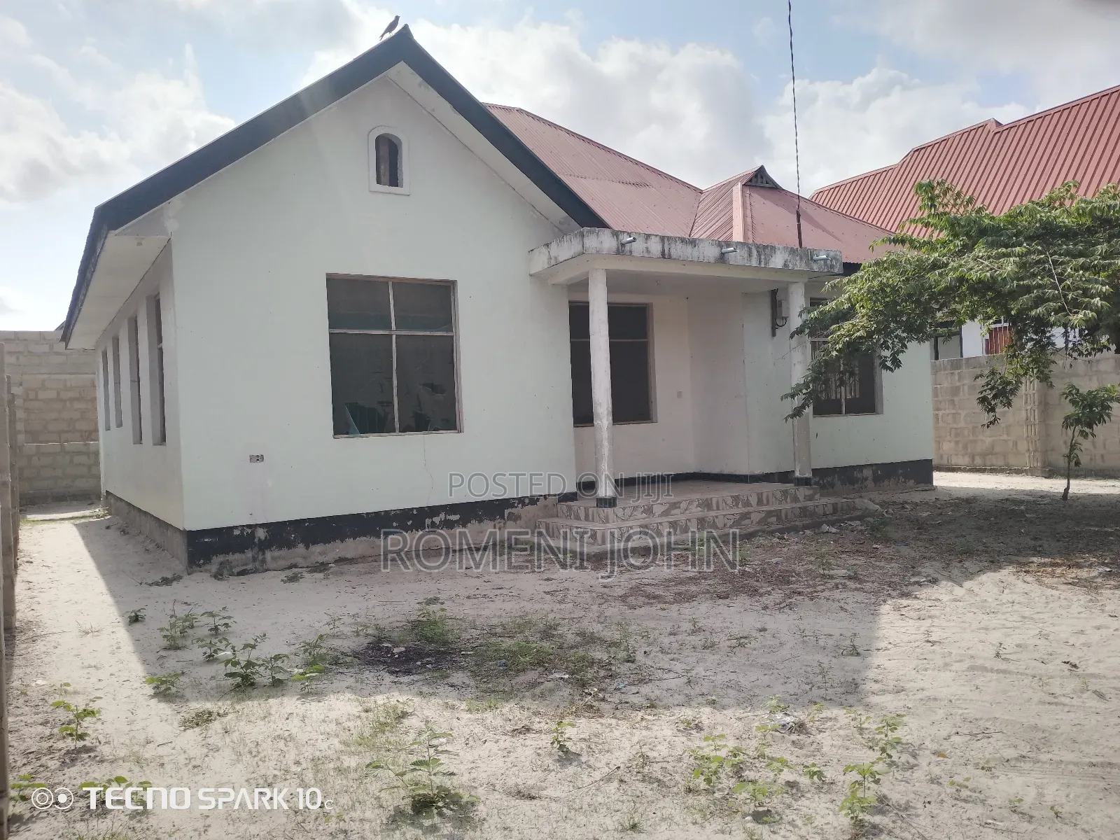 4bdrm House in Tanzania Daresalaam, Ilala for sale