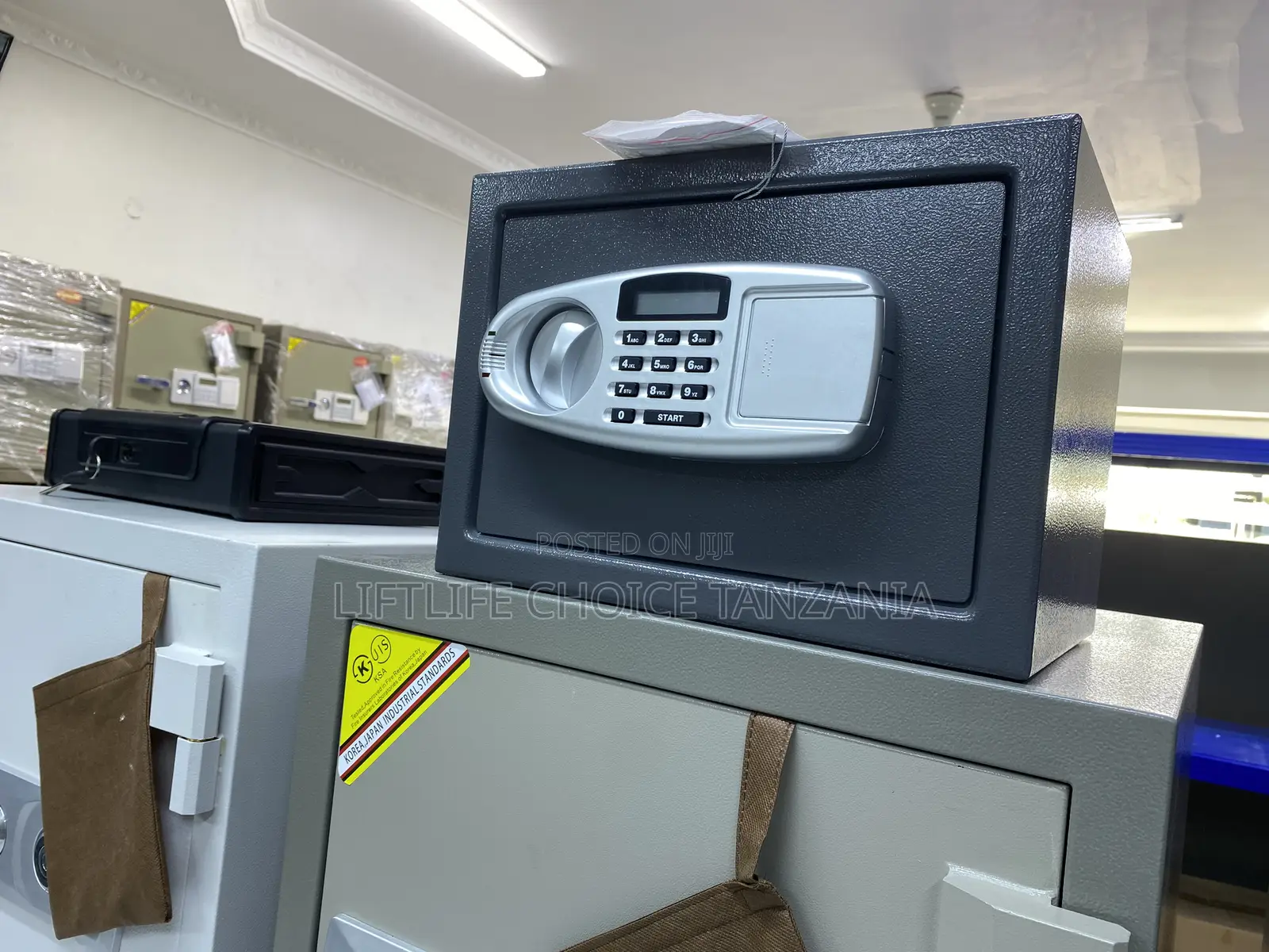 Hotel Min Safebox (Cm 37) Kg 8.9