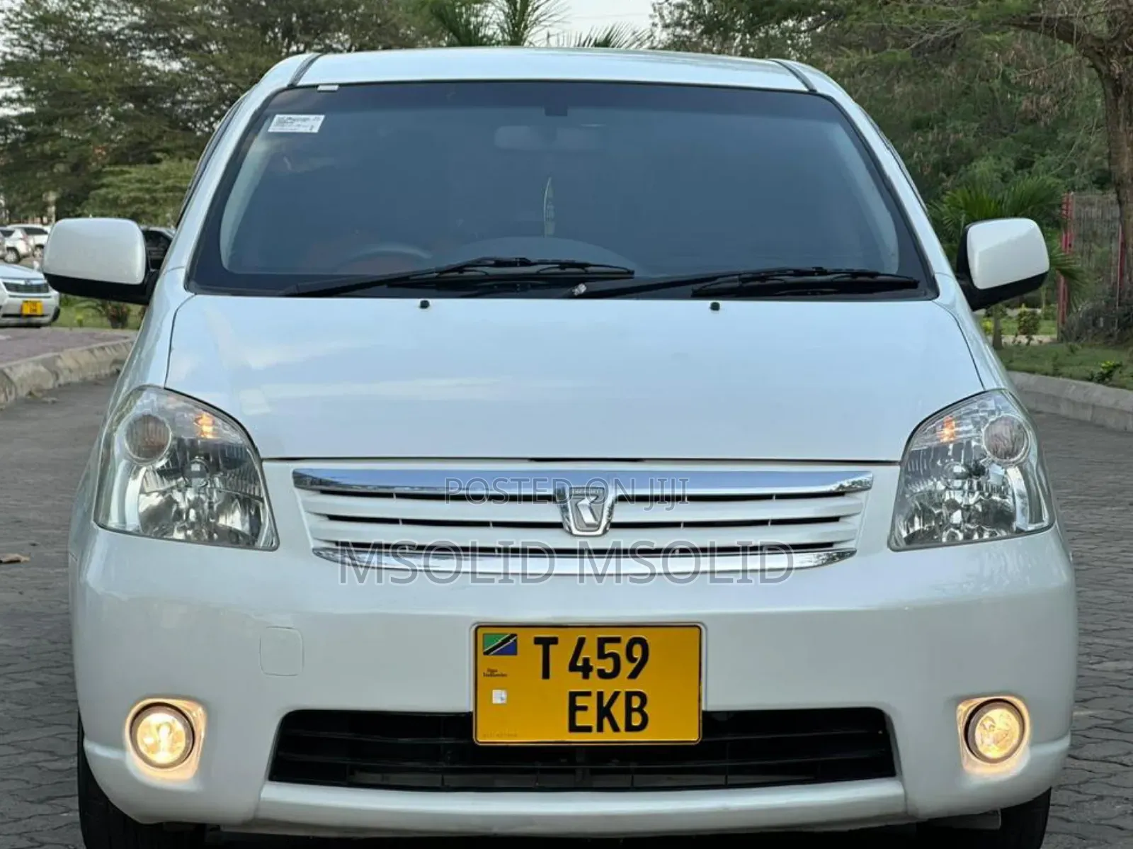 Toyota Raum 2004 White
