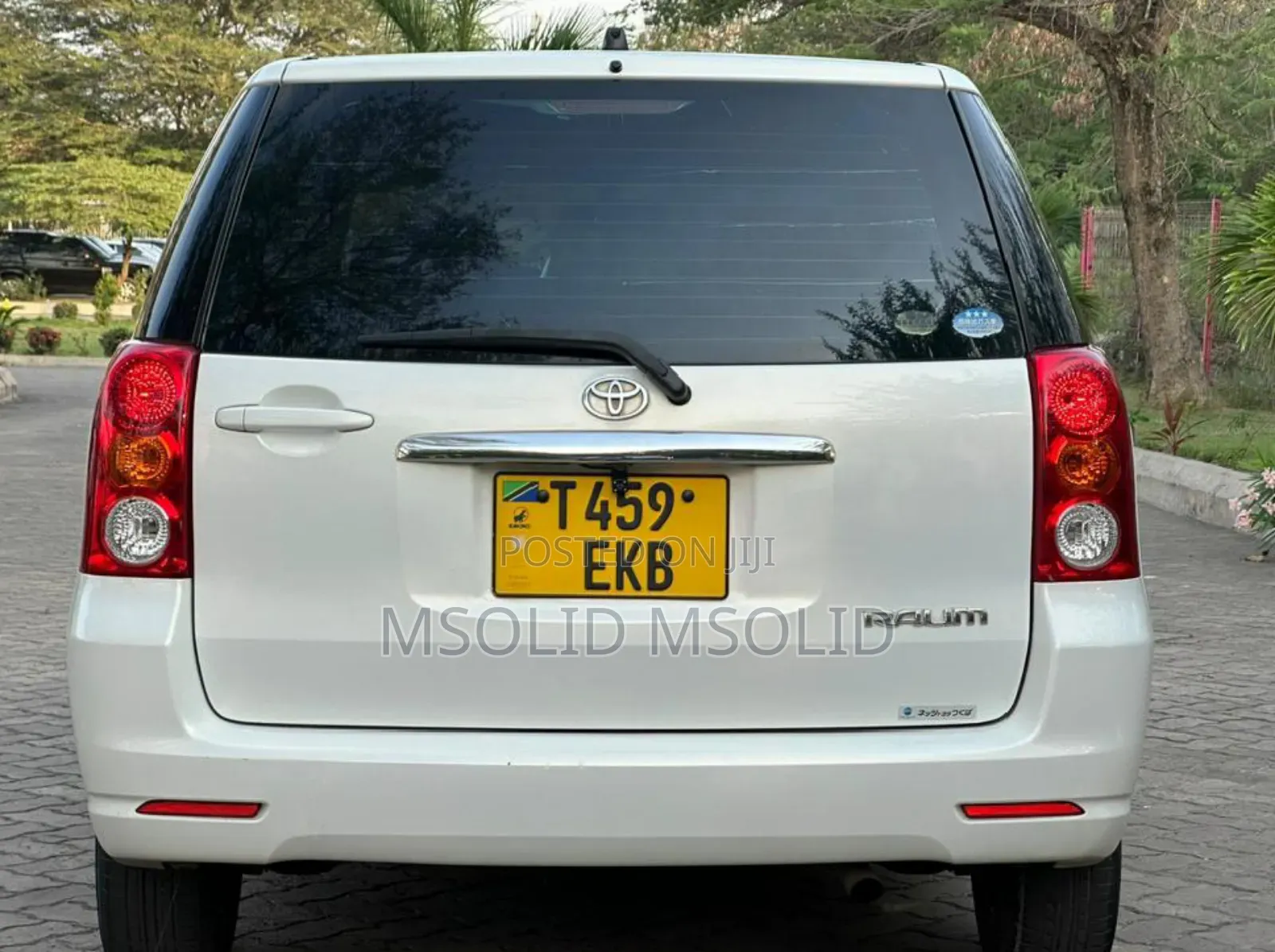 Toyota Raum 2004 White