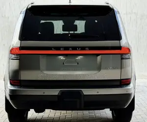 New Lexus GX 2025 Beige