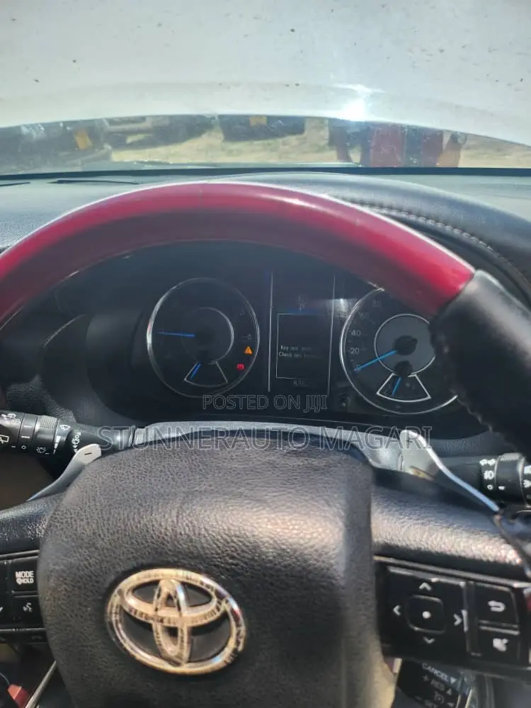 Toyota Fortuner 2016 White