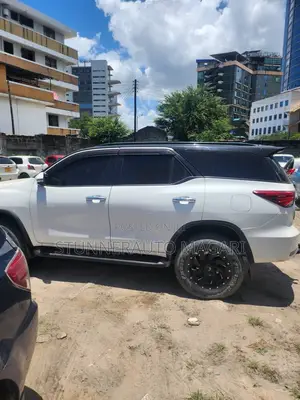 Toyota Fortuner 2016 White