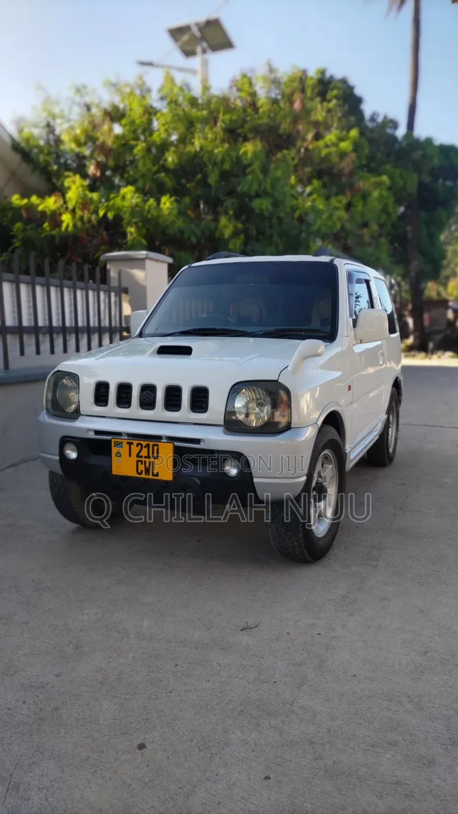 Suzuki Jimny 2000 White