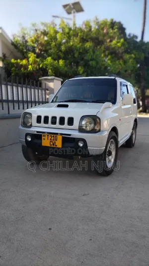 Suzuki Jimny 2000 White