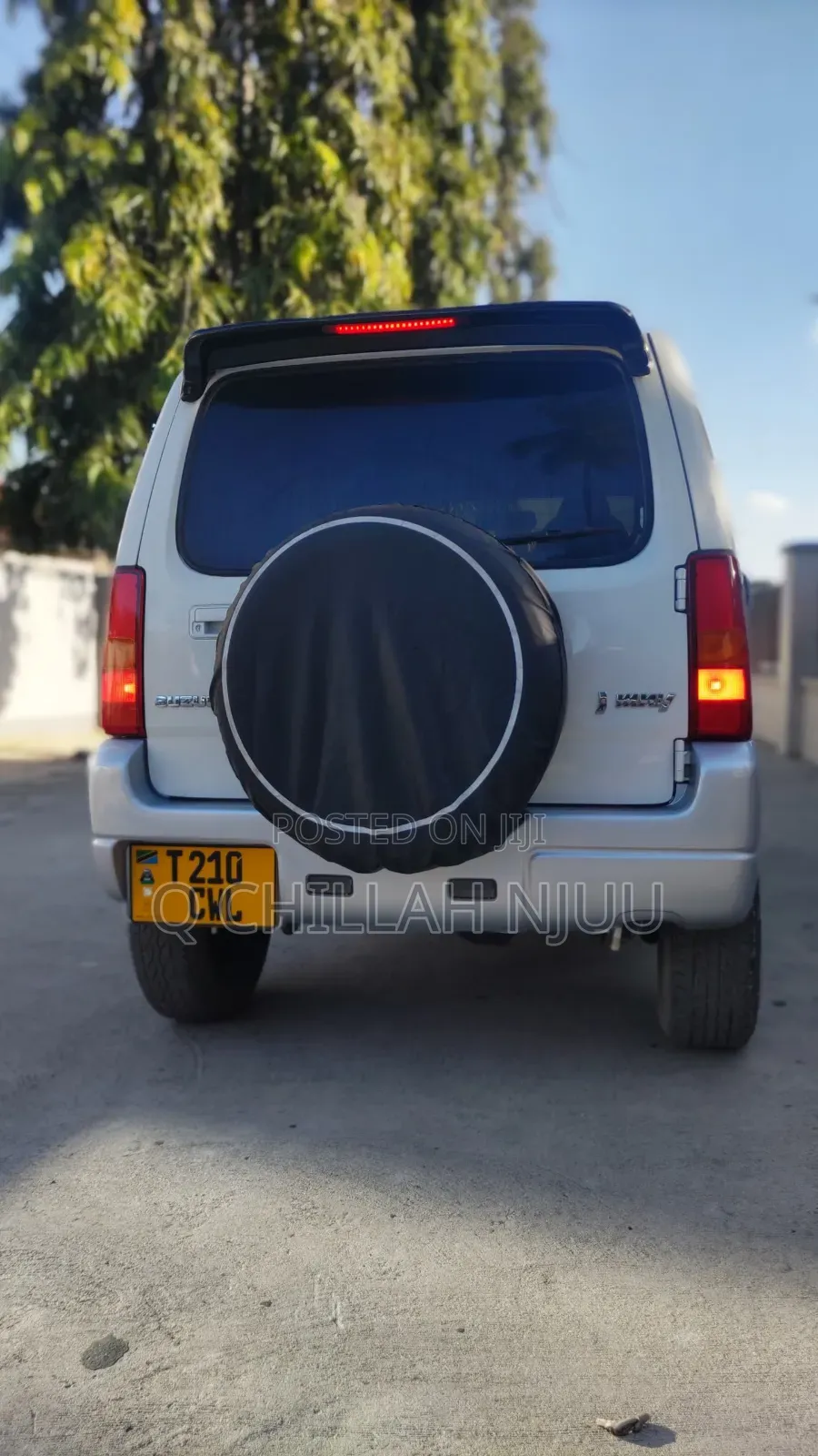 Suzuki Jimny 2000 White