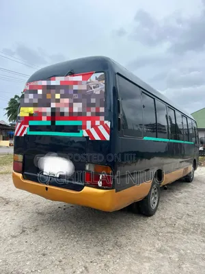 Toyota Coaster 2000 Black