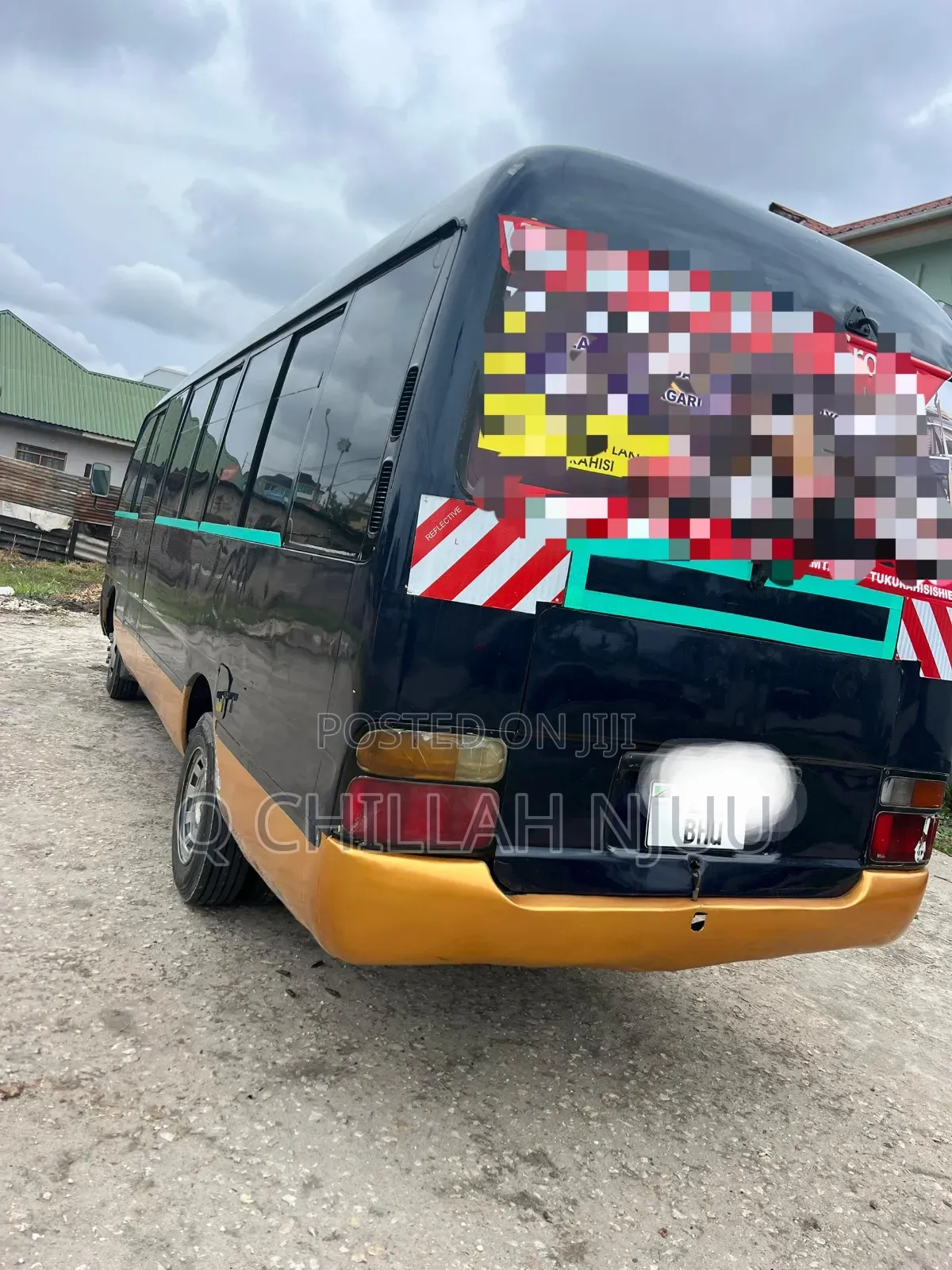 Toyota Coaster 2000 Black