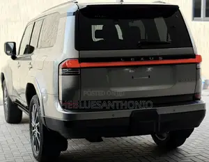New Lexus GX 2025 Silver