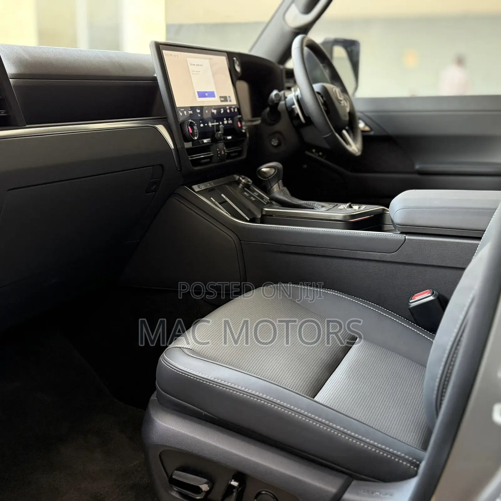 New Lexus GX 2025 Silver