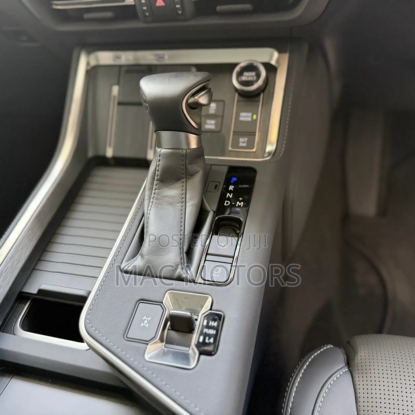 New Lexus GX 2025 Silver