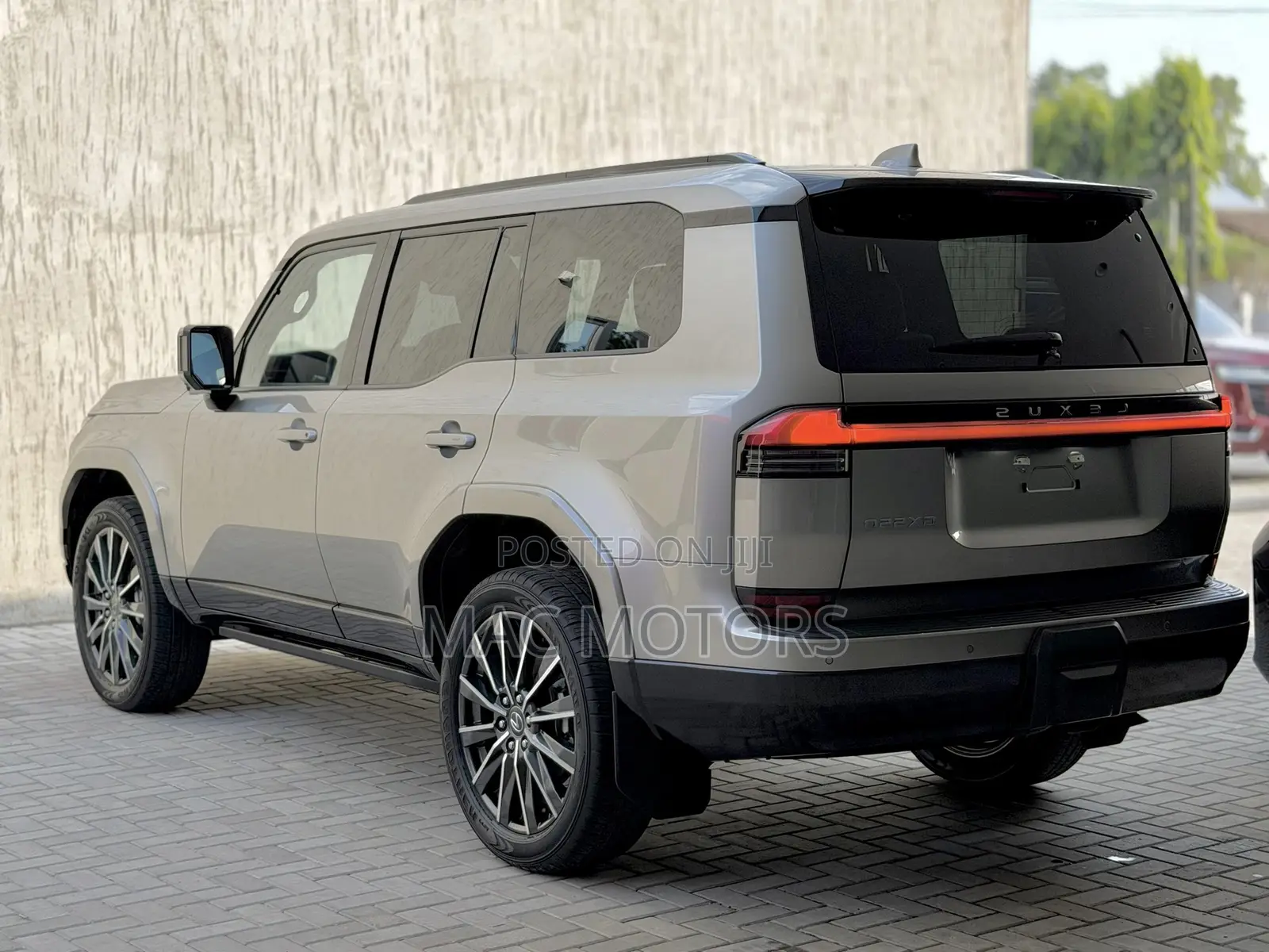 New Lexus GX 2025 Silver