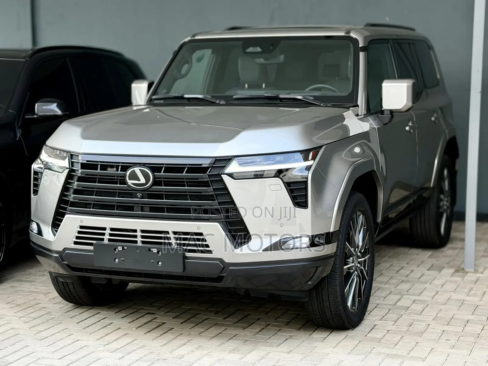 New Lexus GX 2025 Silver