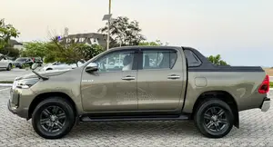 Toyota Hilux 2021