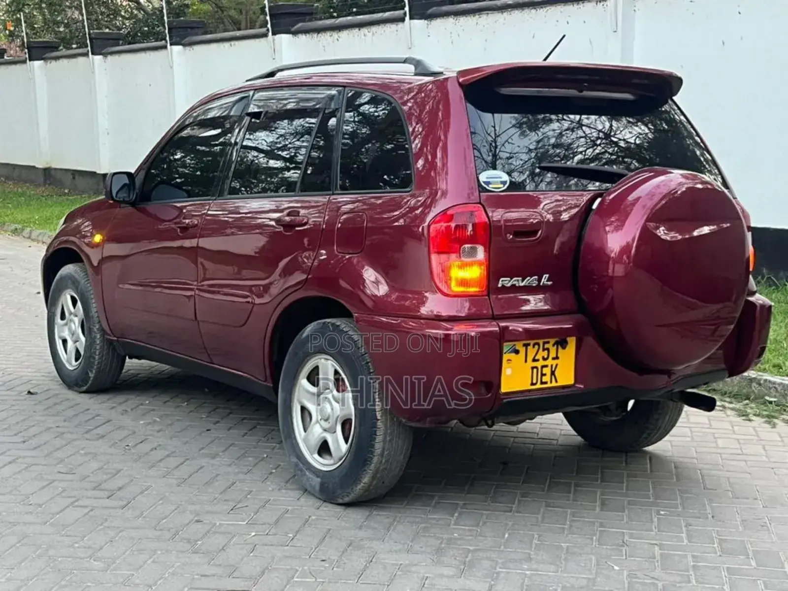 Toyota RAV4 2005 Maroon
